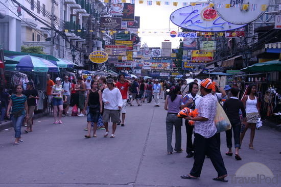 kho-san-road-bangkok-tourist-ghetto-klong-toey